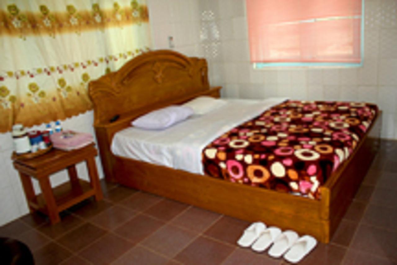 Ever Green Hotel Hsipaw Exterior foto